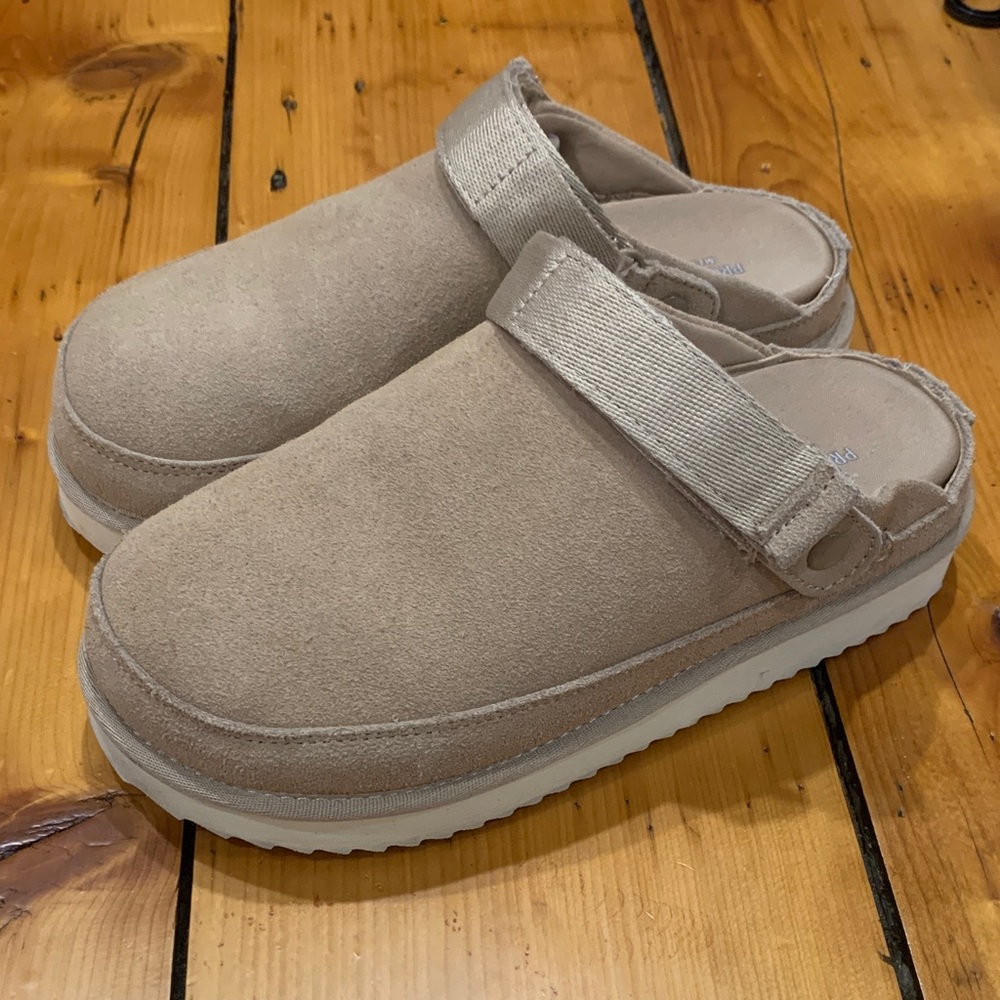 Women’s clogs